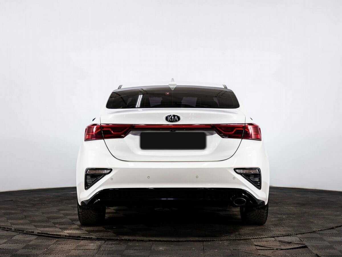 Б/У Киа Церато 2018 года. Фото: #4