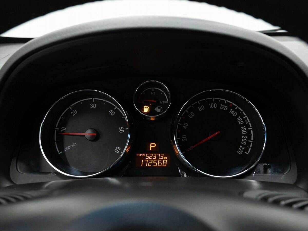 Б/У Опель Антара 2015 года. Фото: #17