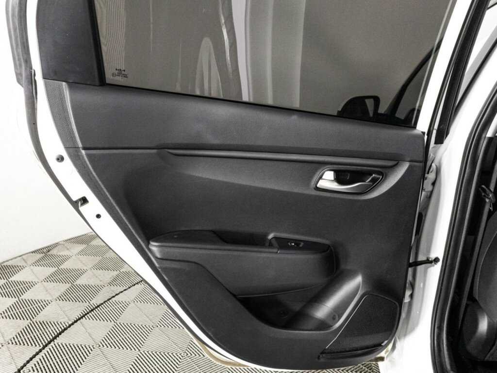 Б/У Киа Рио 2022 года. Фото: #25