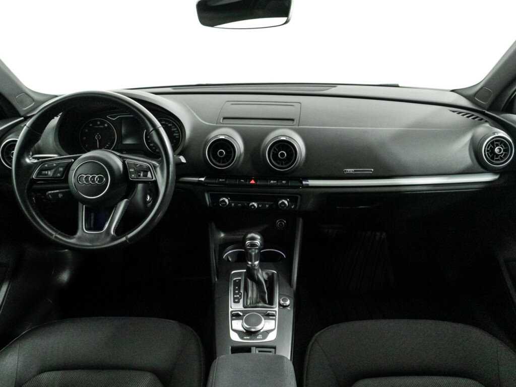 Audi A3 2019 года с пробегом. Фото: #12