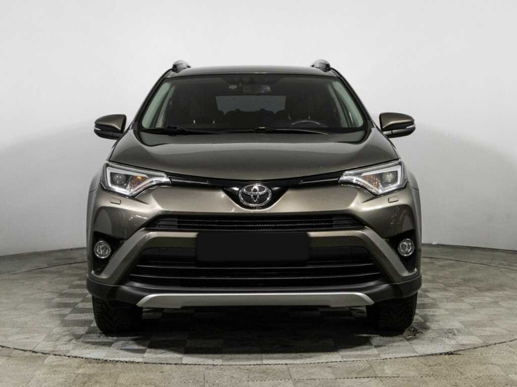 Toyota RAV4 2015 года с пробегом. Фото: #1