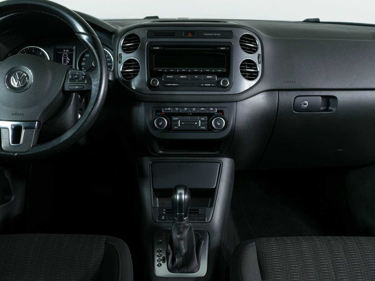 Б/У Фольксваген Тигуан 2015 года. Фото: #8