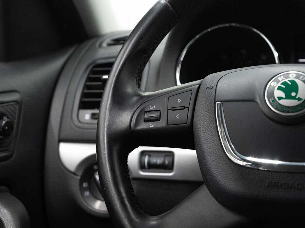 Б/У Шкода Йети 2013 года. Фото: #13