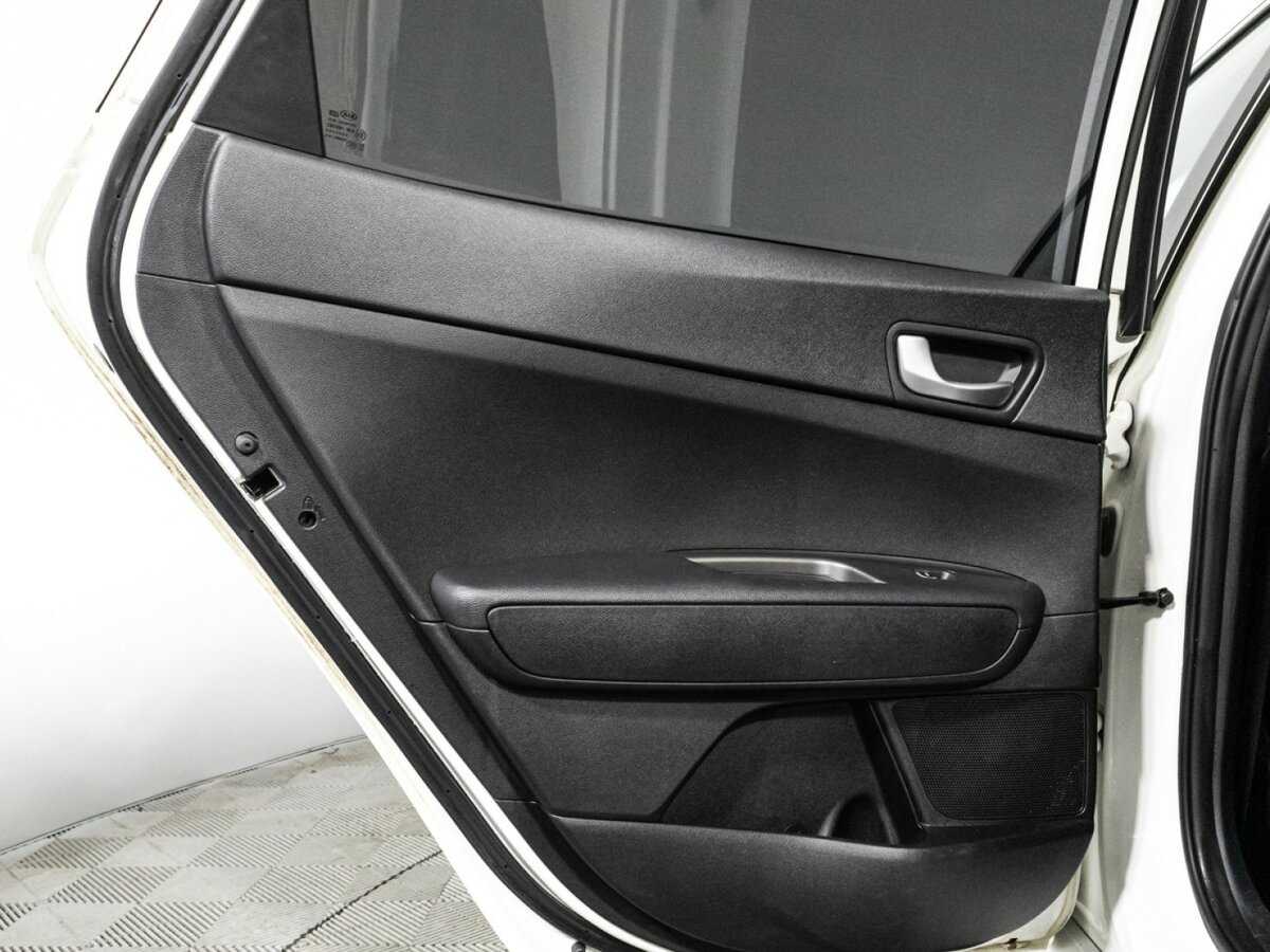 Б/У Киа Оптима 2020 года. Фото: #25