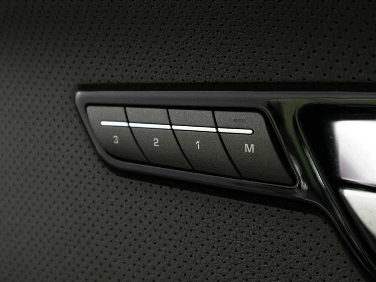 Land Rover Range Rover Evoque 2012 года с пробегом. Фото: #20