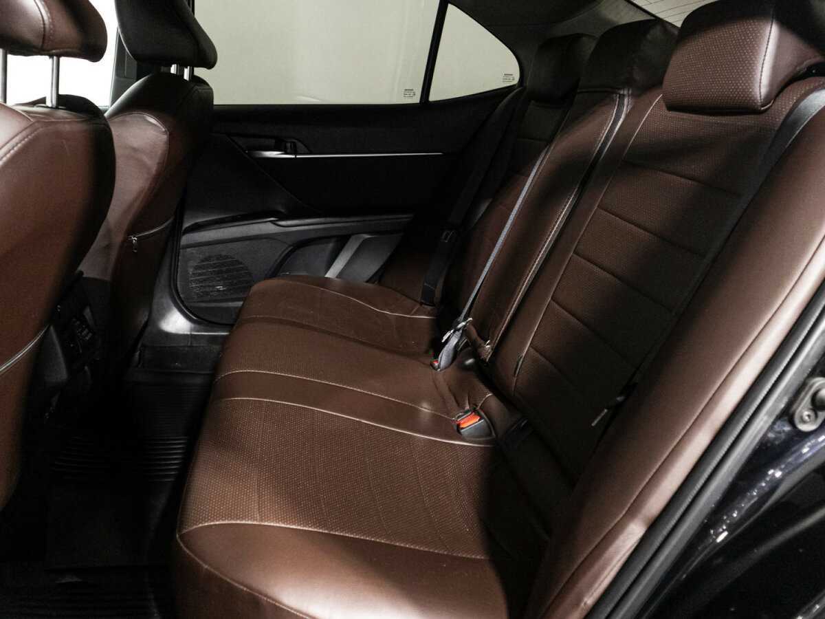 Toyota Camry 2022 года с пробегом. Фото: #9