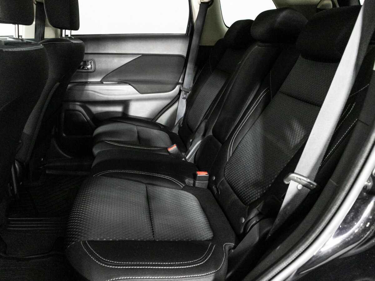 Mitsubishi Outlander 2021 года с пробегом. Фото: #9