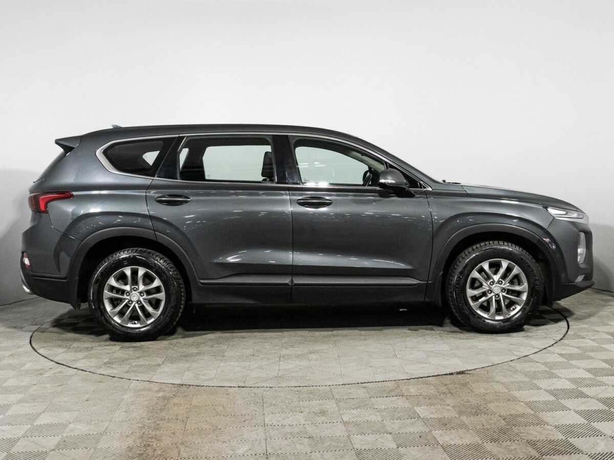 Hyundai Santa Fe 2019 года с пробегом. Фото: #3