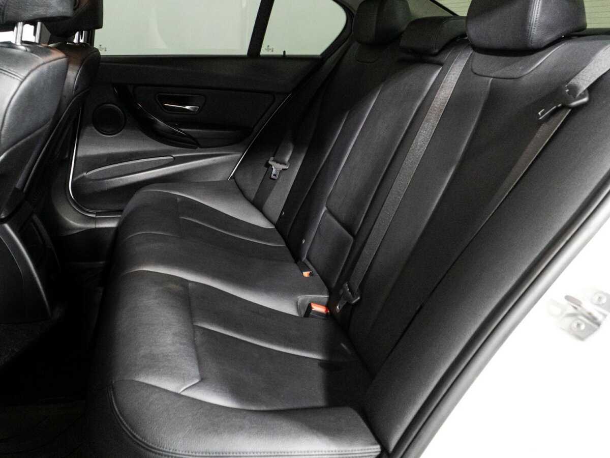 BMW 3 серии 2013 года с пробегом. Фото: #9