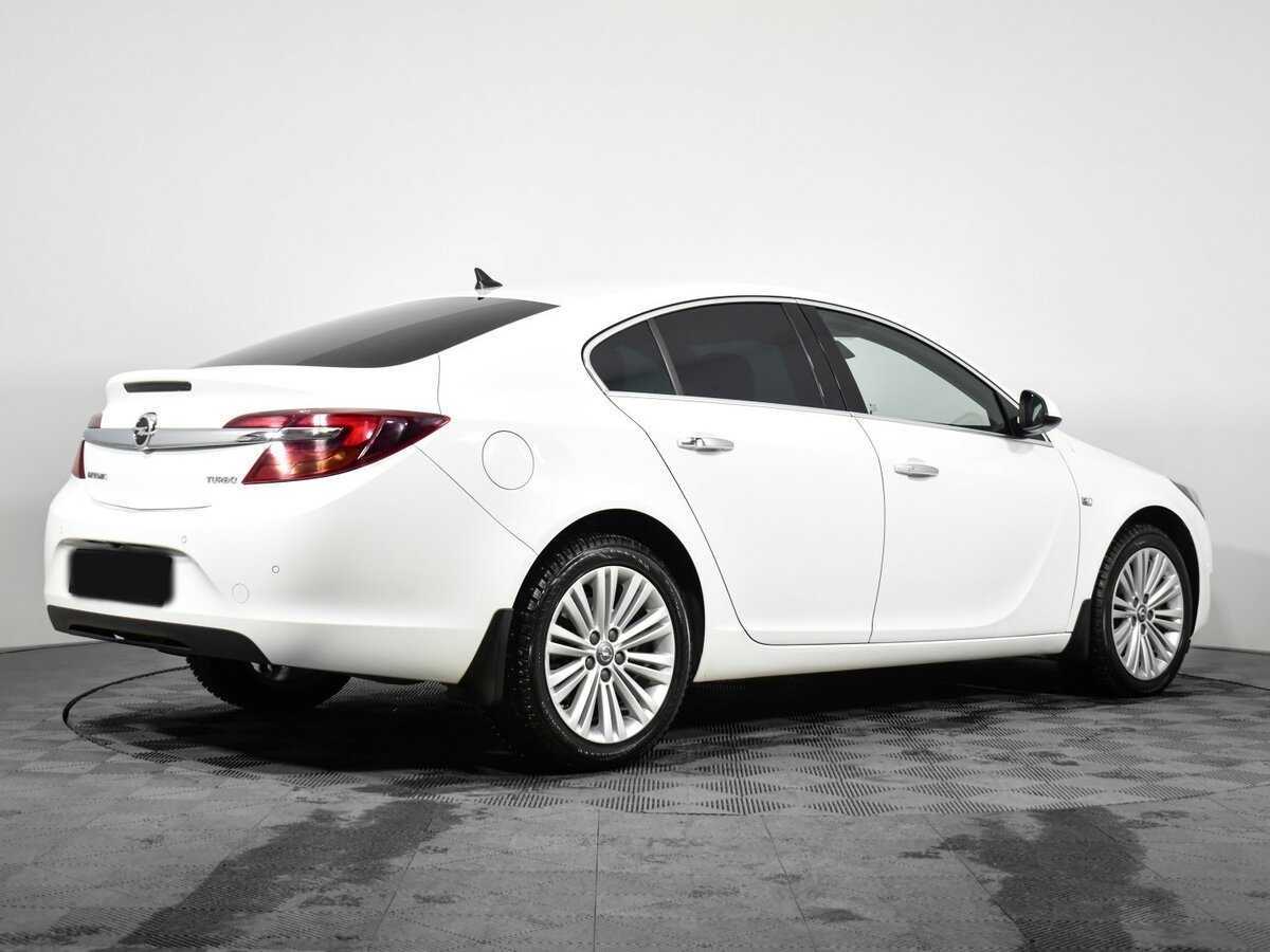 Б/У Опель Инсигния 2014 года. Фото: #4