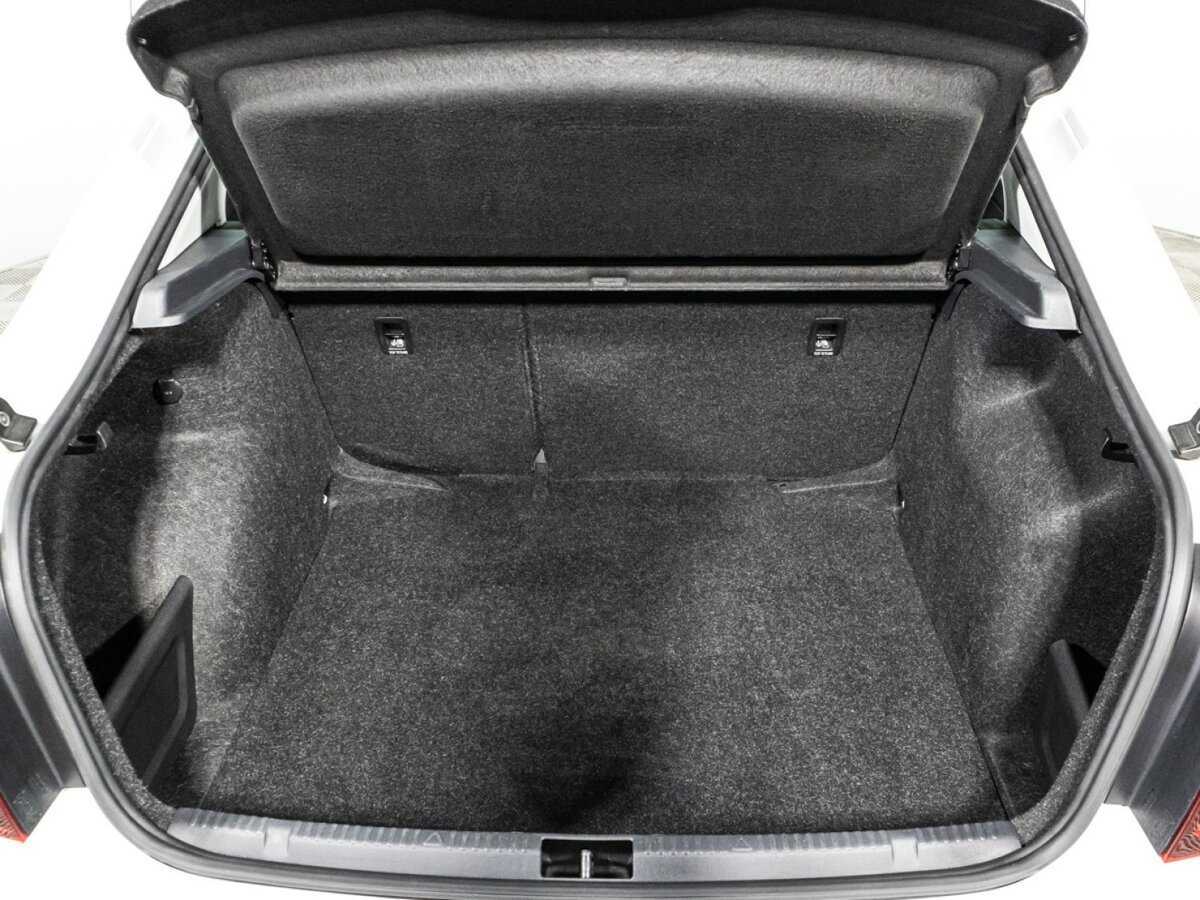 Б/У Шкода Рапид 2019 года. Фото: #14