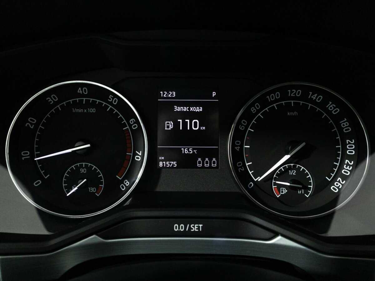 Skoda Superb 2019 года с пробегом. Фото: #11