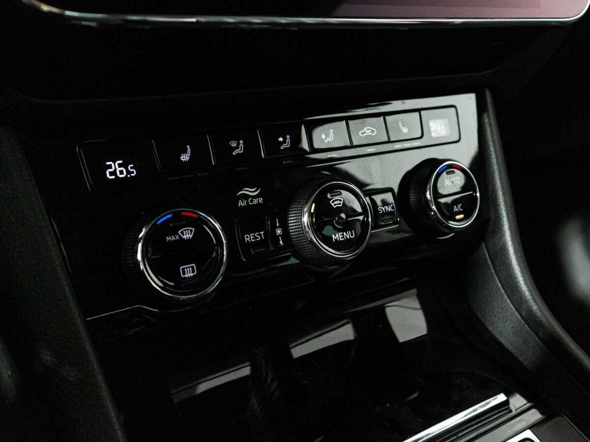 Skoda Superb 2019 года с пробегом. Фото: #14