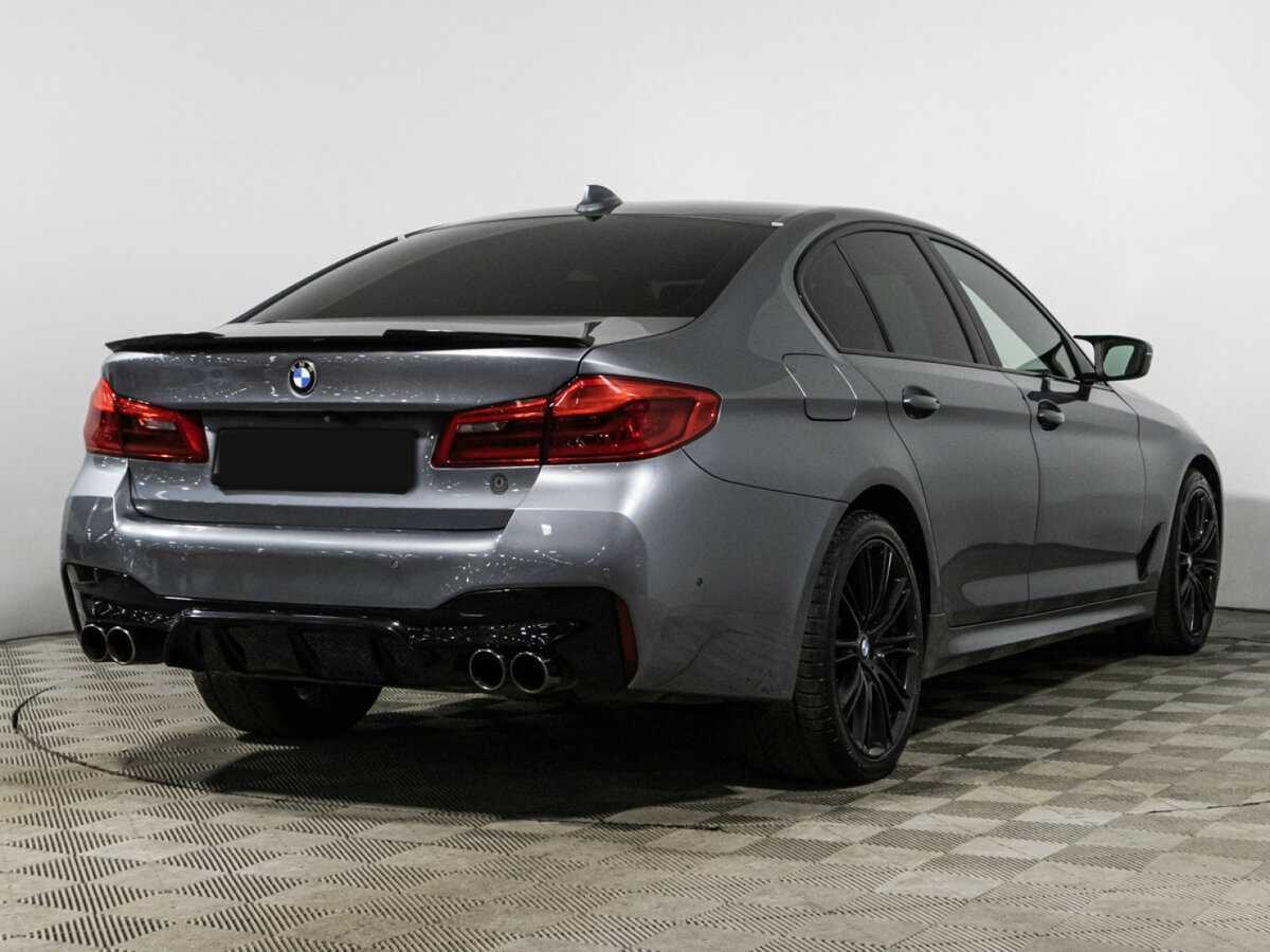 BMW 5 серии 2019 года с пробегом. Фото: #3