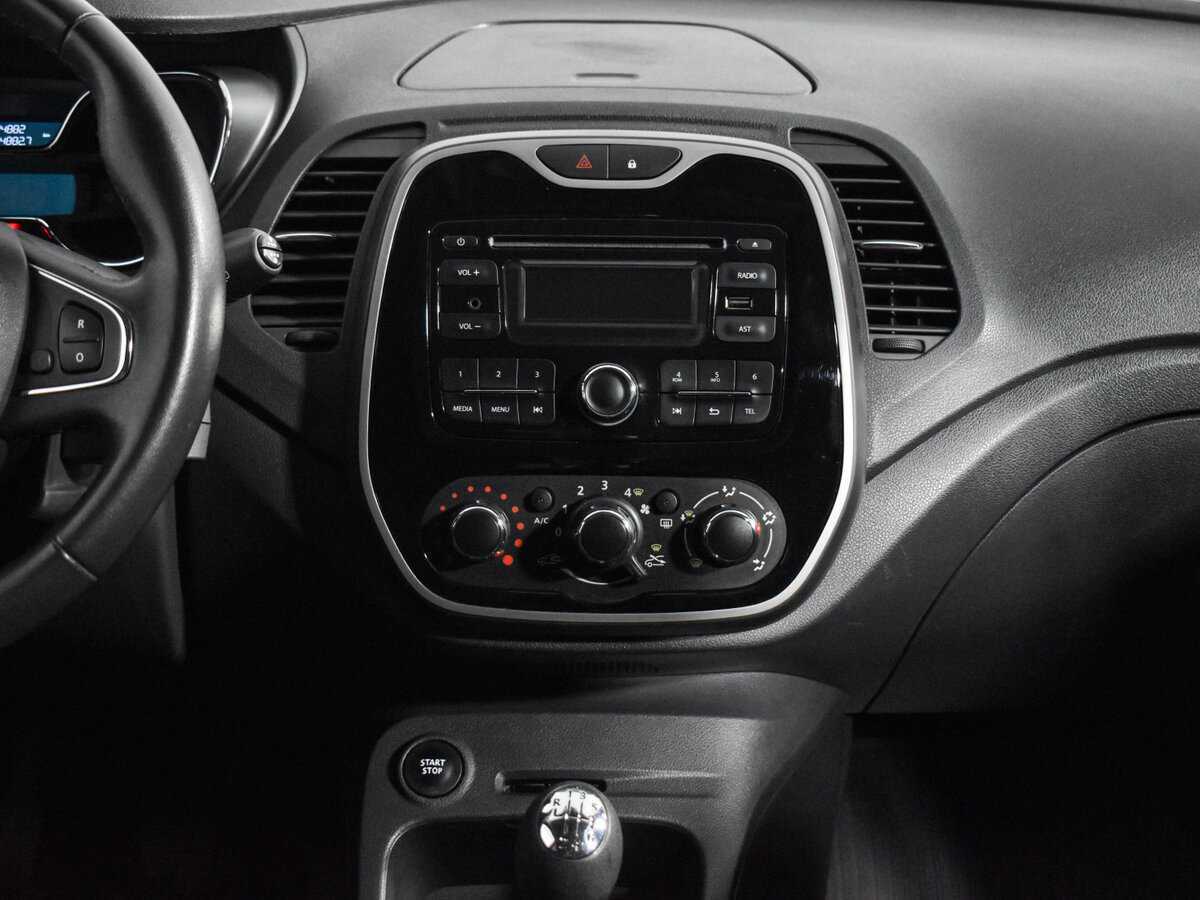 Б/У Рено Каптюр 2016 года. Фото: #15