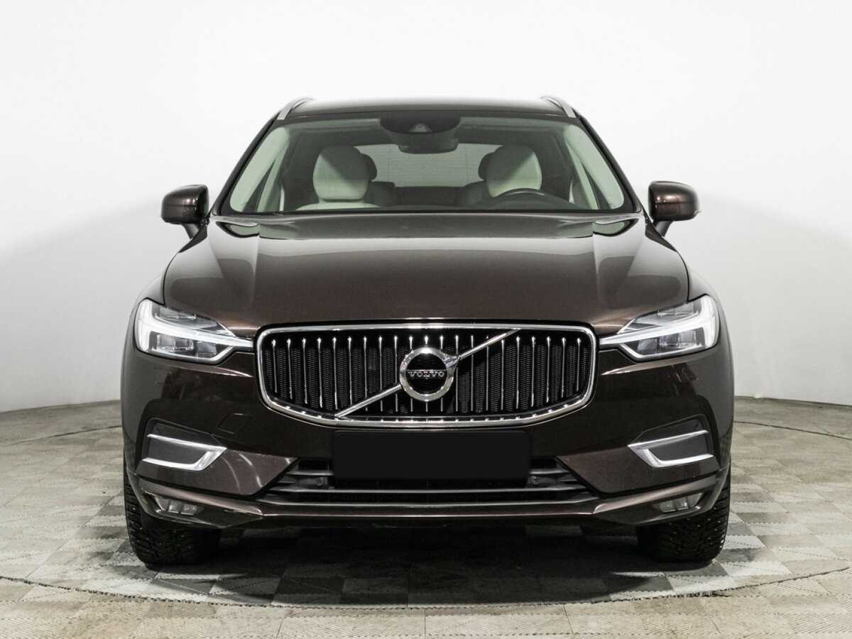 Volvo XC60 2018 года с пробегом. Фото: #1
