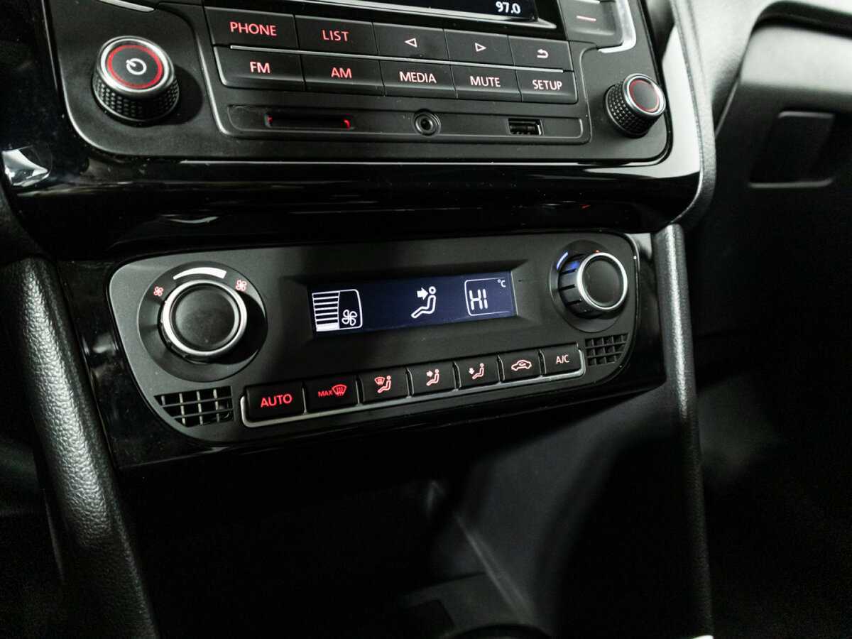 Б/У Фольксваген Поло 2018 года. Фото: #14