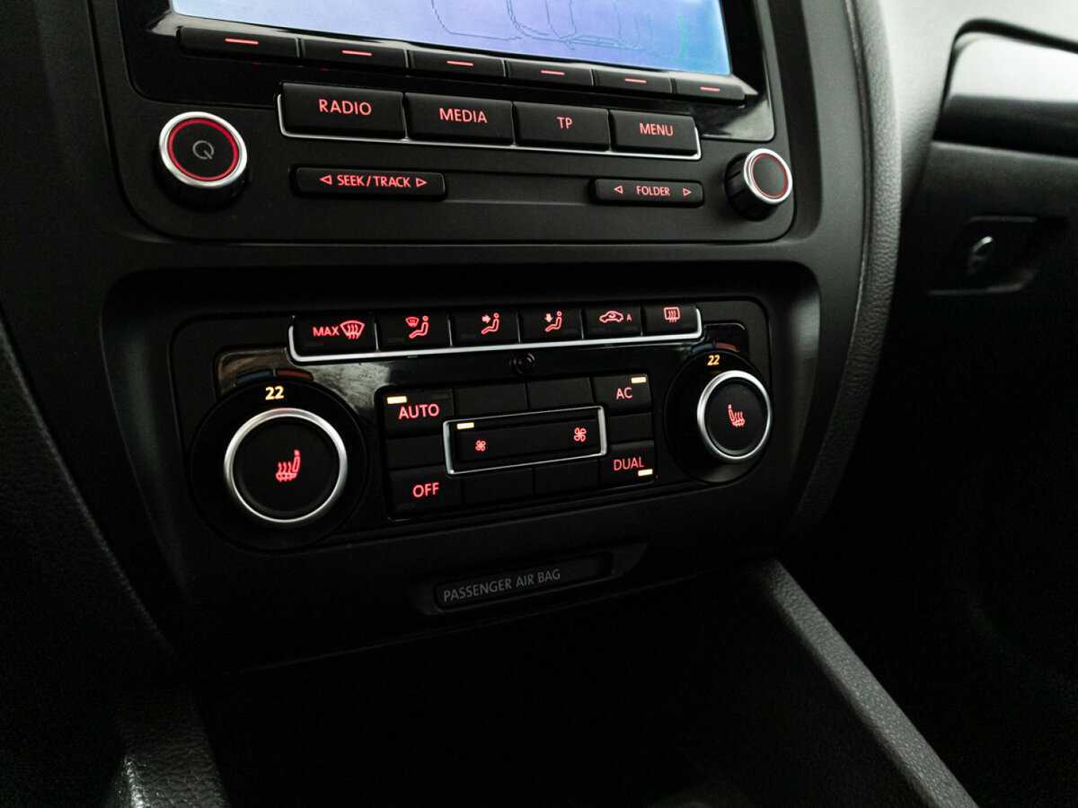 Б/У Фольксваген Джетта 2012 года. Фото: #15