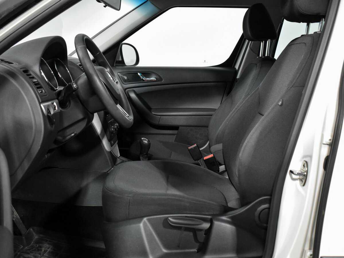 Б/У Шкода Йети 2015 года. Фото: #9