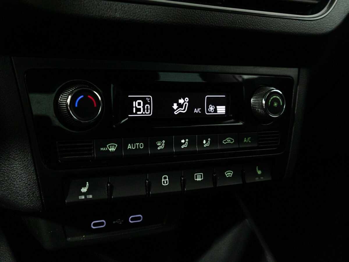 Б/У Шкода Рапид 2020 года. Фото: #15