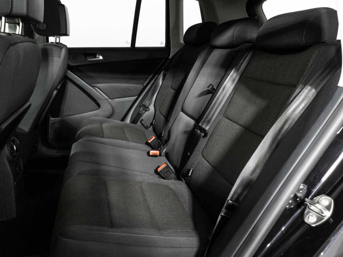 Б/У Фольксваген Тигуан 2015 года. Фото: #9