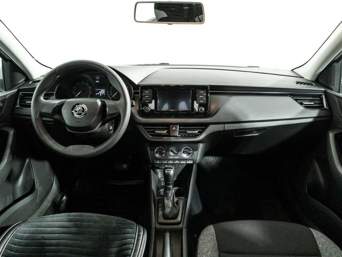 Б/У Шкода Рапид 2021 года. Фото: #12