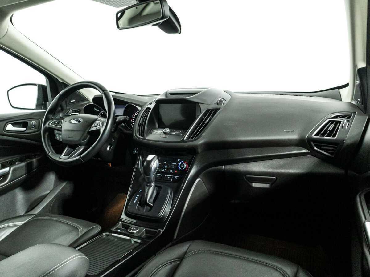 Б/У Форд Куга 2017 года. Фото: #8