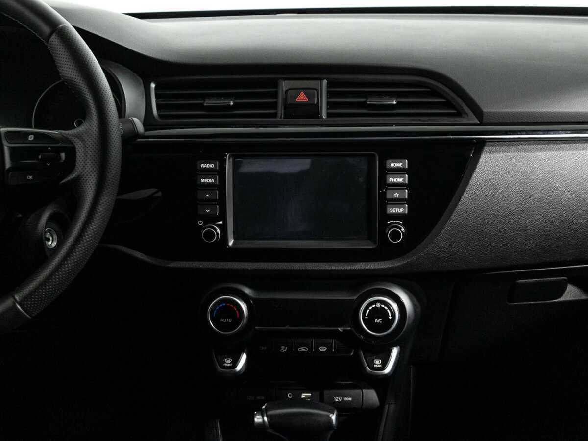 Б/У Киа Рио 2017 года. Фото: #13