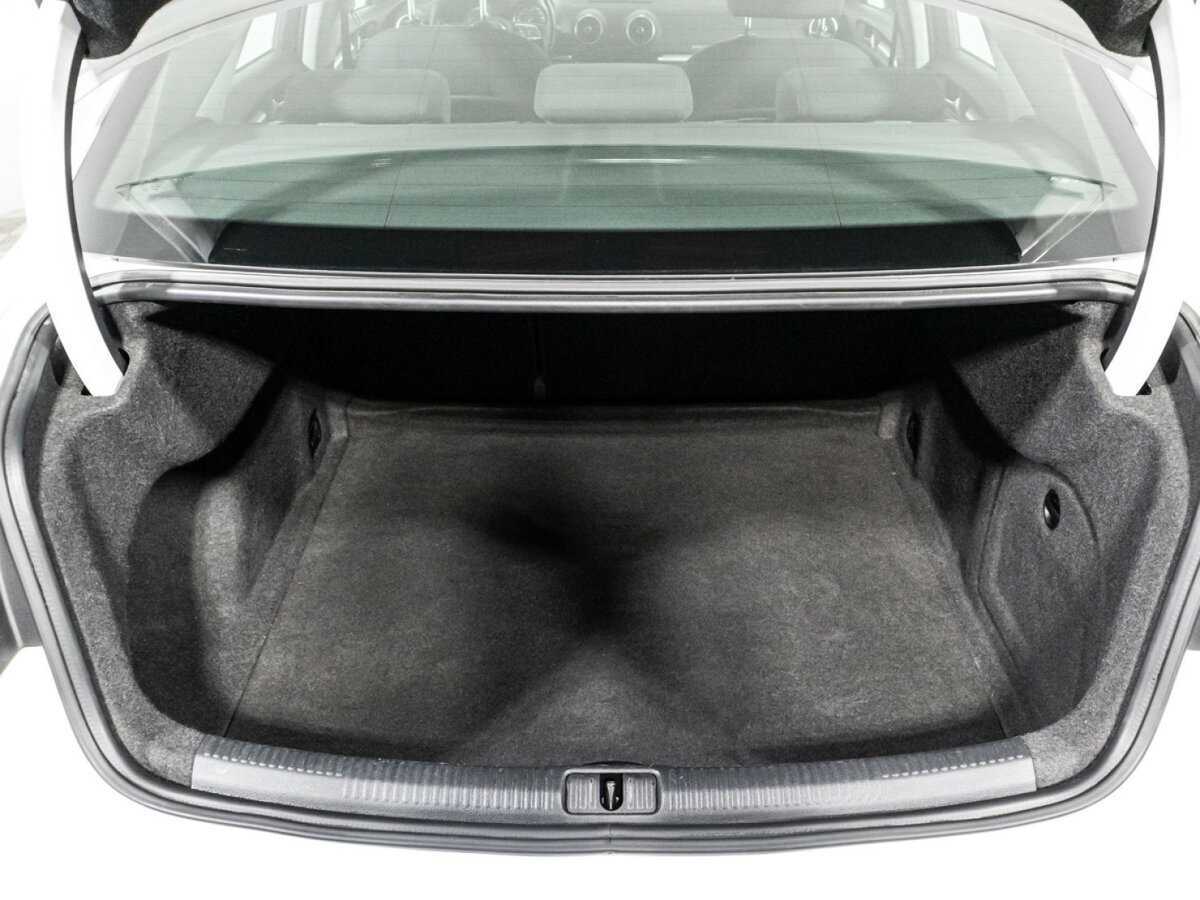 Audi A3 2017 года с пробегом. Фото: #14