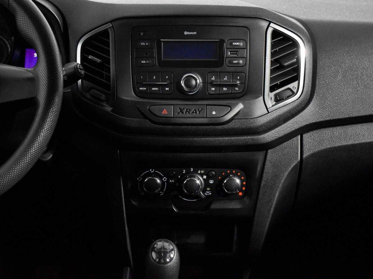 Б/У Лада (ВАЗ) ИКСРЭЙ 2018 года. Фото: #13