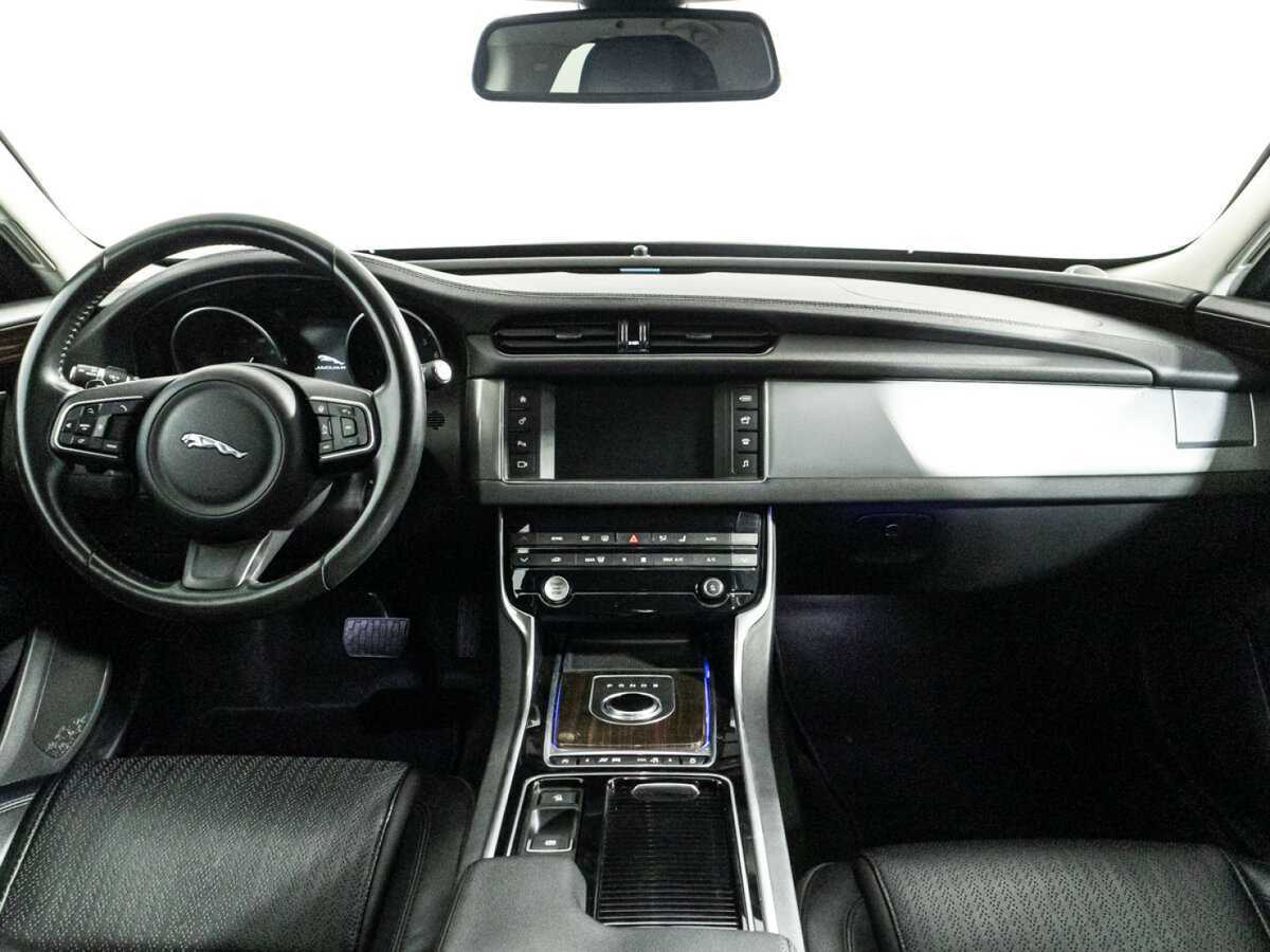 Jaguar XF 2016 года с пробегом. Фото: #12