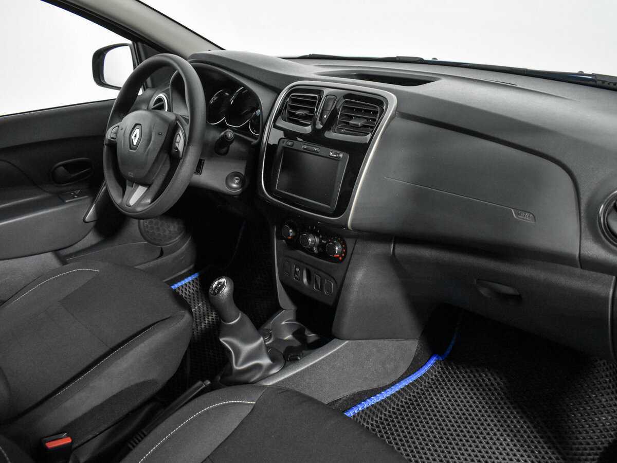 Б/У Рено Сандеро 2018 года. Фото: #13