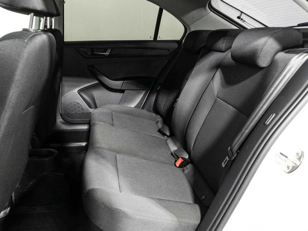 Б/У Шкода Рапид 2019 года. Фото: #9