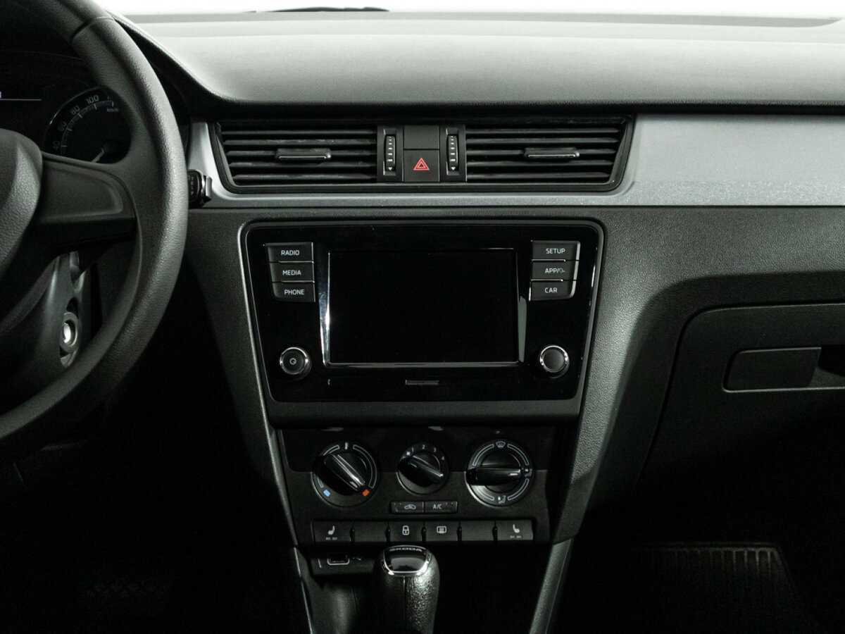 Б/У Шкода Рапид 2019 года. Фото: #13