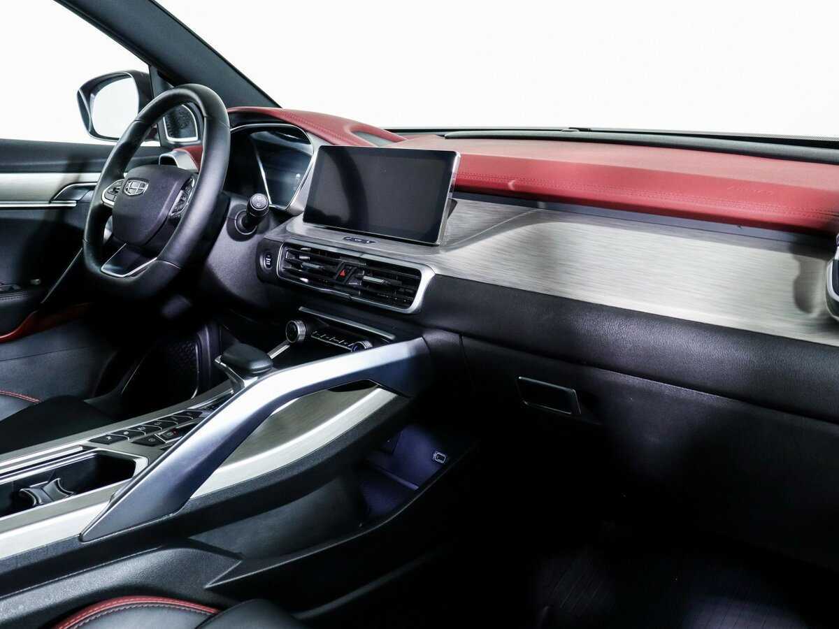 Geely Coolray 2023 года с пробегом. Фото: #8
