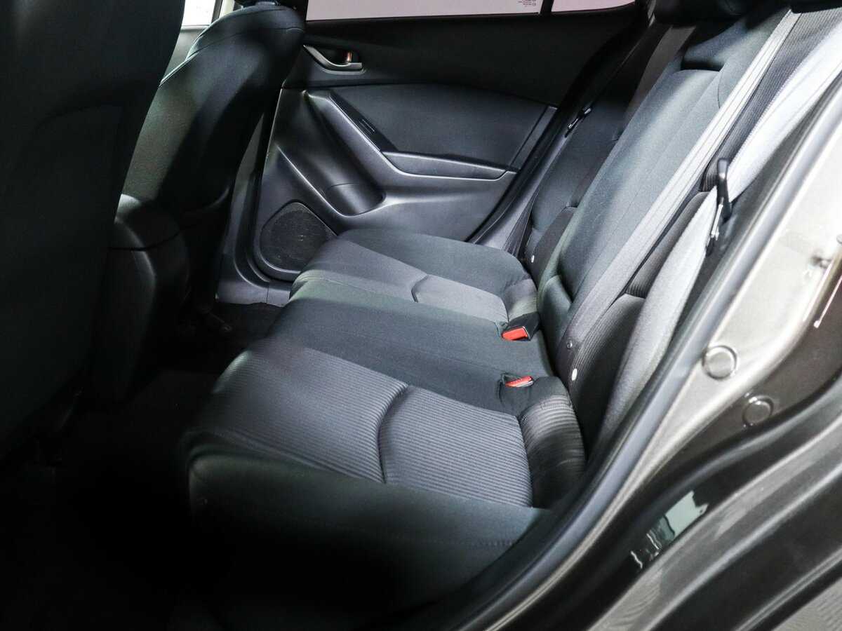 Б/У Мазда 3 2014 года. Фото: #9