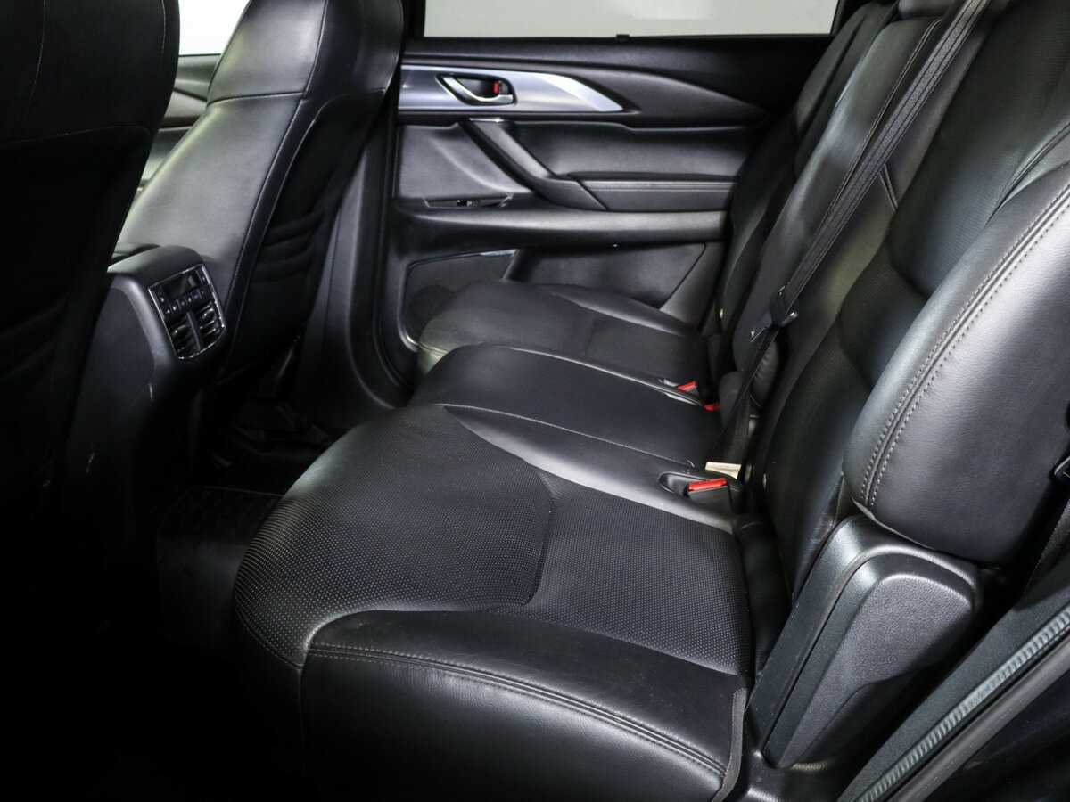 Mazda CX-9 2018 года с пробегом. Фото: #9