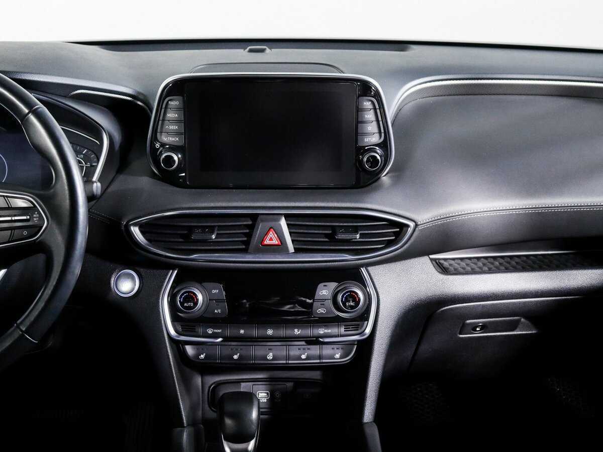 Hyundai Santa Fe 2019 года с пробегом. Фото: #12