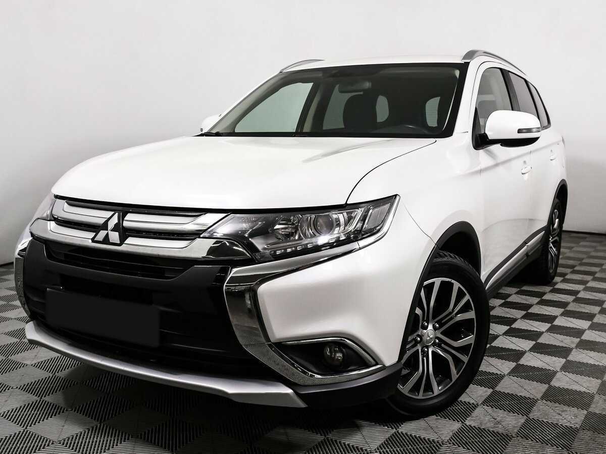 Mitsubishi Outlander 2017 года с пробегом. Фото: #13
