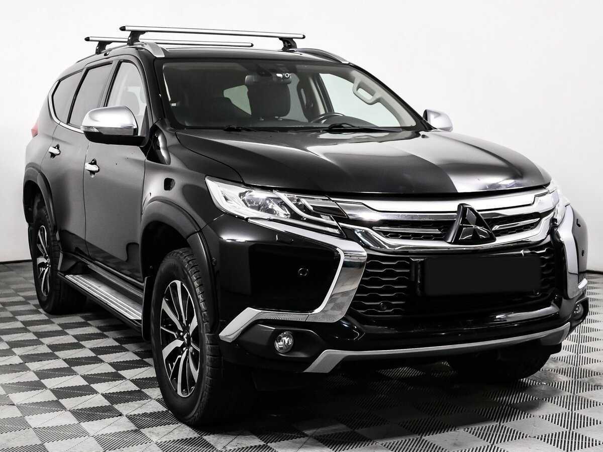 Mitsubishi Pajero Sport 2018 года с пробегом. Фото: #2