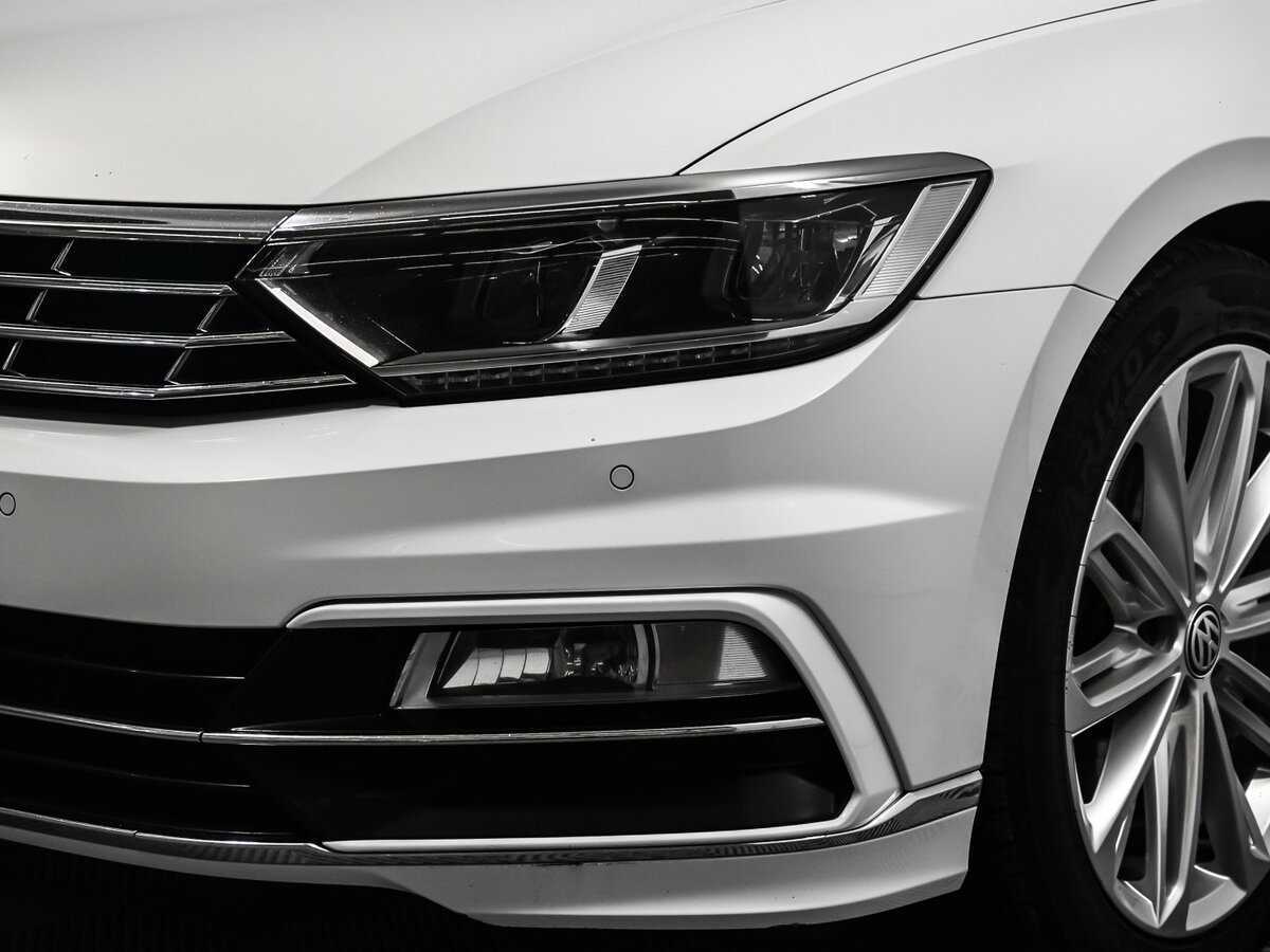 Volkswagen Passat 2019 года с пробегом. Фото: #13