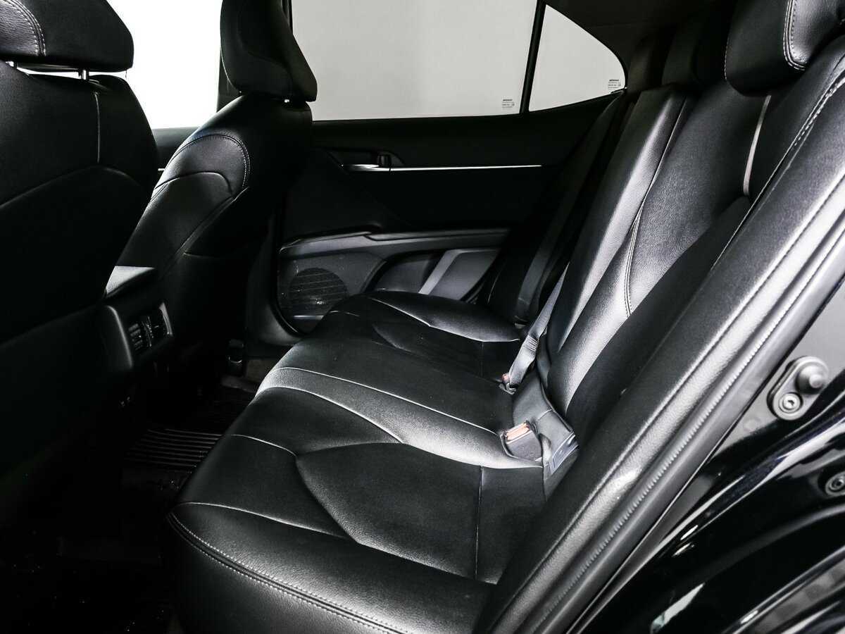 Toyota Camry 2022 года с пробегом. Фото: #11