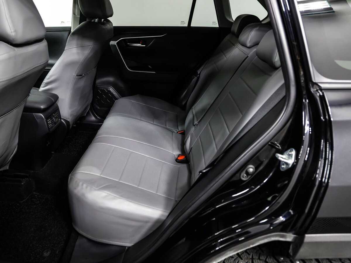 Toyota RAV4 2020 года с пробегом. Фото: #12