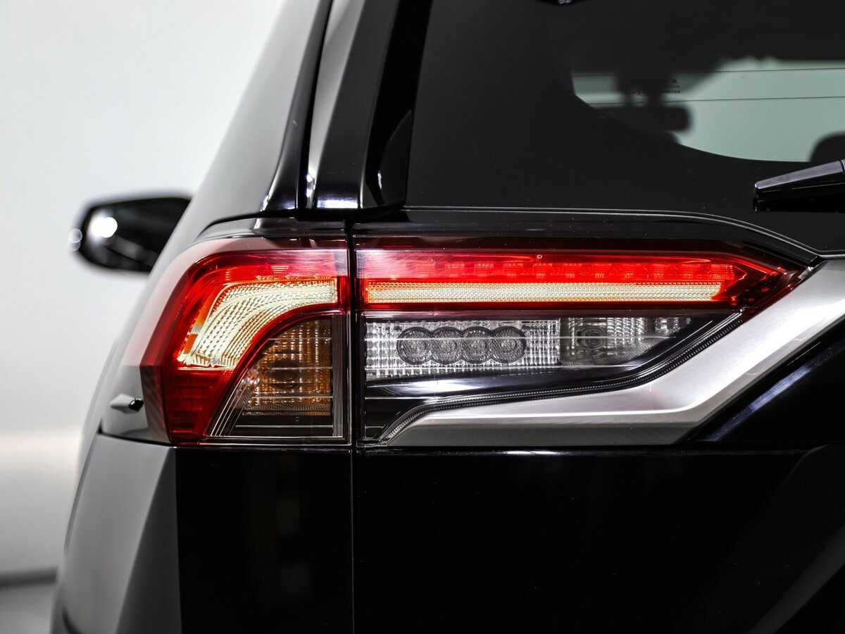 Toyota RAV4 2020 года с пробегом. Фото: #15