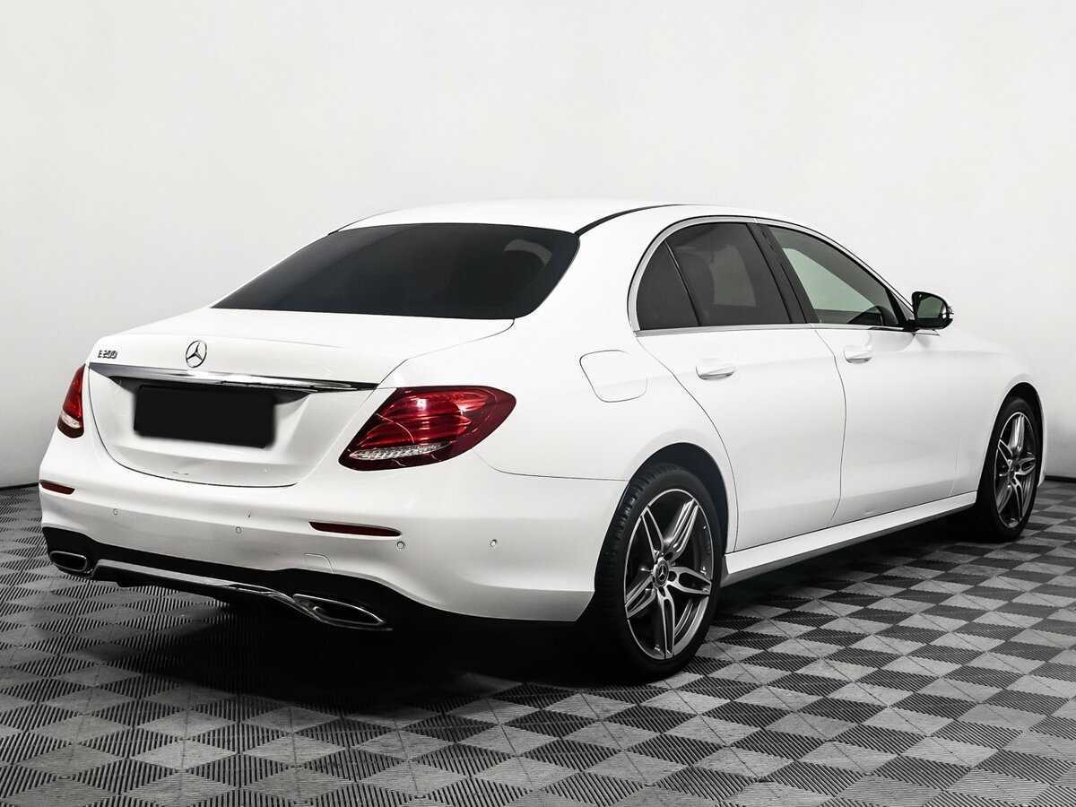 Mercedes-Benz E-Класс 2018 года с пробегом. Фото: #4