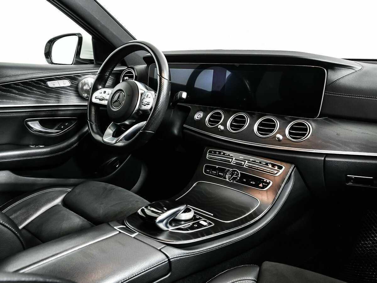 Mercedes-Benz E-Класс 2018 года с пробегом. Фото: #8