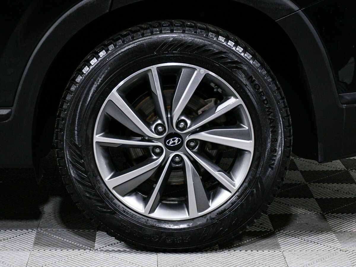 Hyundai Santa Fe 2018 года с пробегом. Фото: #14