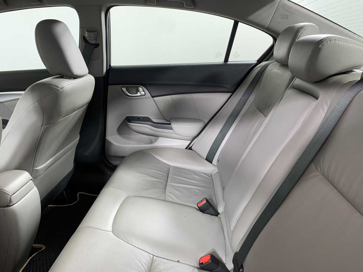 Б/У Хонда Цивик 2013 года. Фото: #19