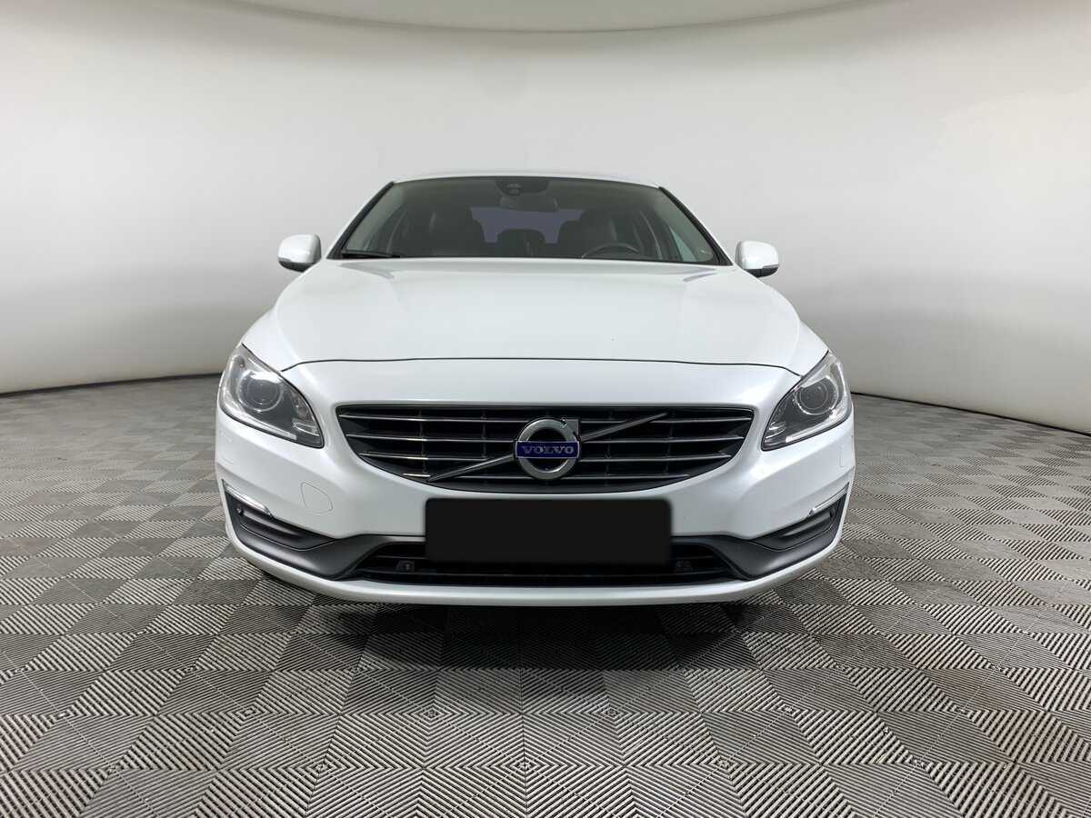 Volvo S60 2013 года с пробегом. Фото: #1