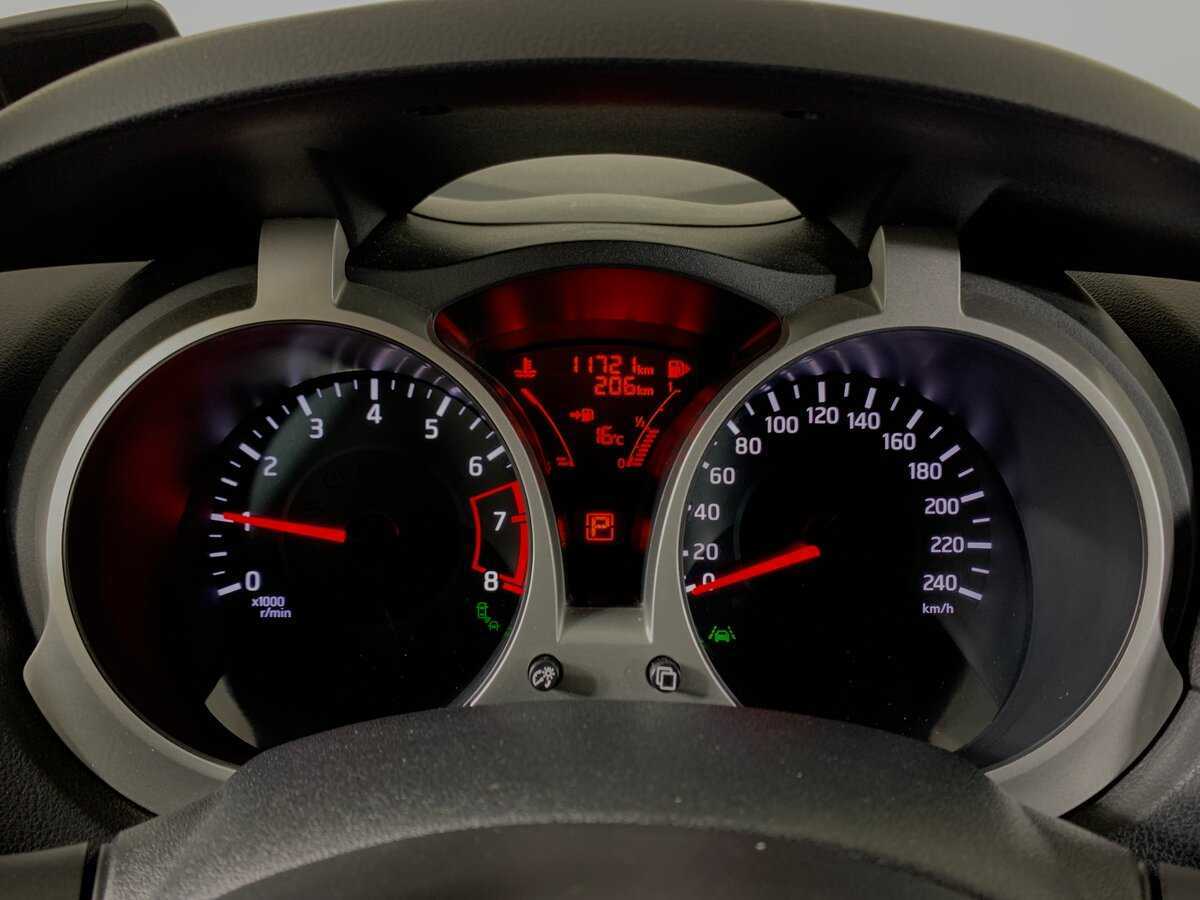 Б/У Ниссан Жук 2015 года. Фото: #14